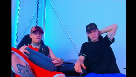 Snapshot of bruno_wild chatting on September 15, 6:37 am Bruno wild online show from September 15, 6:37 am