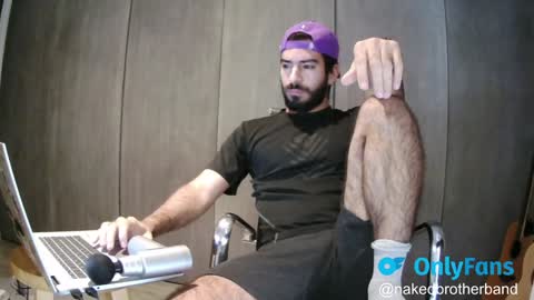 brunobaibe online show from January 14, 3:04 pm