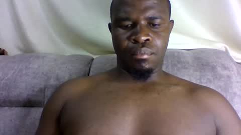 brucedarling online show from April 16, 3:39 am