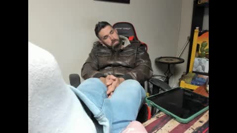 BRUTALMASTER1983 online show from October 16, 6:43 am