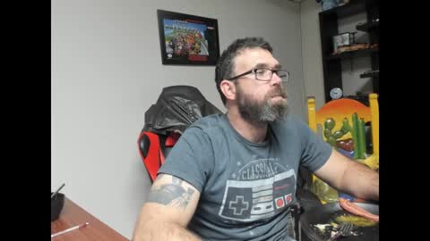 BRUTALMASTER1983 online show from January 2, 5:24 am