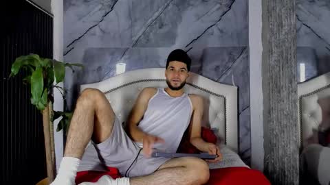 bry_dalton online show from November 20, 5:07 am