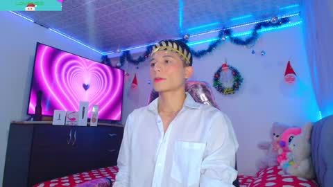 BRYAM INDEPENDENT MODEL online show from December 14, 1:06 am