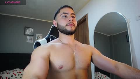 bryan_oficials online show from December 21, 3:36 am