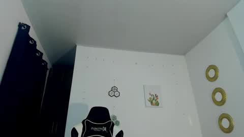 bryan_oficials online show from March 5, 8:21 am