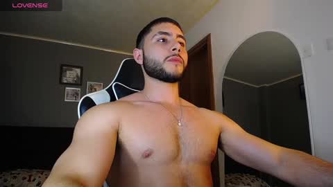 bryan_oficials online show from December 7, 3:25 am