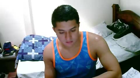 Snapshot of bryanbendy chatting on March 3, 8:18 pm bryanbendy online show from March 3, 8:18 pm