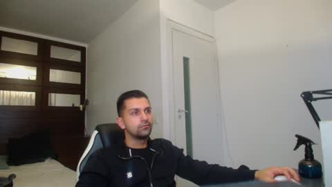 BryceReign online show from April 6, 4:42 am