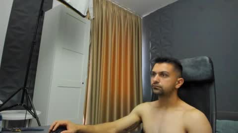 BryceReign online show from March 22, 8:30 am