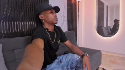 Bryxon  online show from January 4, 3:29 am