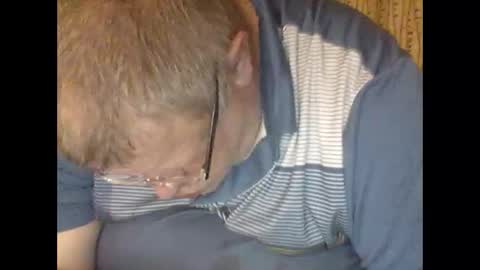 Snapshot of buddyluvzumore chatting on January 28, 8:14 am buddyluvzumore online show from January 28, 8:14 am