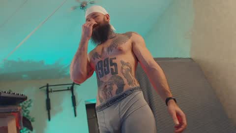 Snapshot of bulatov_x chatting on December 23, 4:55 am Dmitriy  online show from December 23, 4:55 am