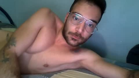 Snapshot of bullboy9292 chatting on February 1, 2:13 pm Bullboy9292 online show from February 1, 2:13 pm