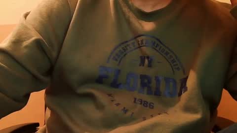 Hairy Arabian online show from December 18, 4:39 pm