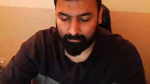 Hairy Arabian online show from January 9, 6:36 pm