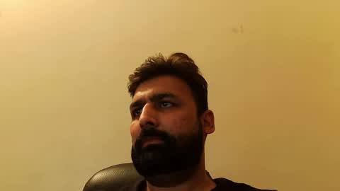 Hairy Arabian online show from March 12, 9:03 pm