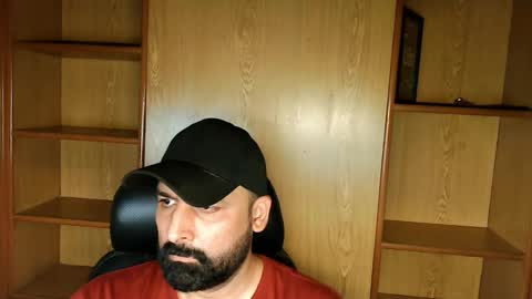 Hairy Arabian online show from September 15, 3:41 am