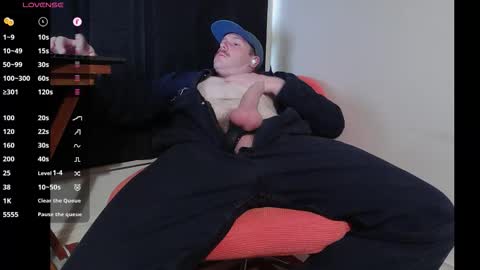 bushmate92 online show from December 3, 6:52 am