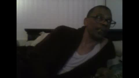 Busturgutzgd1 online show from February 8, 5:29 am