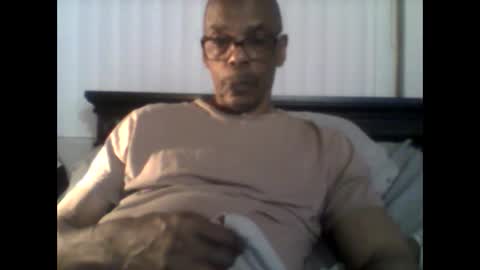 Busturgutzgd1 online show from February 27, 5:56 am