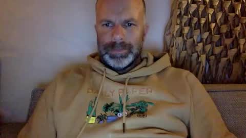 buurman1982isback online show from October 1, 8:46 pm