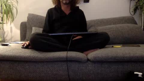 c0rnelius online show from October 30, 8:32 pm