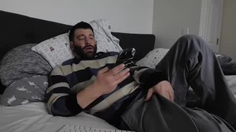 c2cmee online show from January 2, 3:37 am