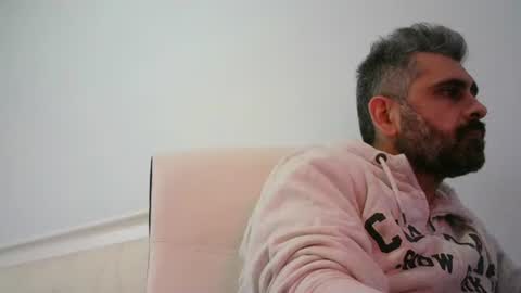 Snapshot of c534963 chatting on December 22, 2:49 pm supersperm online show from December 22, 2:49 pm