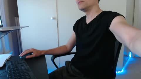 Colin online show from March 29, 5:07 am