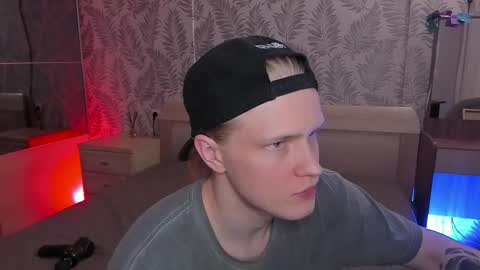 James online show from November 20, 3:11 pm