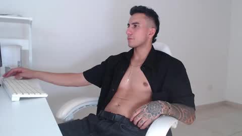 caishenx online show from February 10, 2:05 am