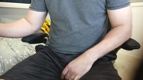 callmeroger33 online show from April 22, 11:53 pm