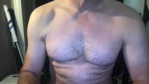 Snapshot of callum5555 chatting on October 1, 9:13 am callum5555 online show from October 1, 9:13 am