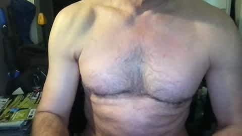 Snapshot of callum5555 chatting on March 5, 10:11 am callum5555 online show from March 5, 10:11 am