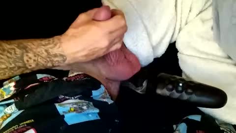 calredding75 online show from March 25, 7:12 am