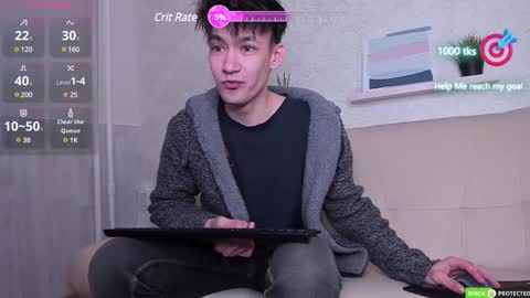 Calvin Owens online show from March 3, 8:12 am