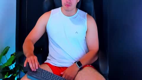 camara110 online show from December 31, 4:38 am