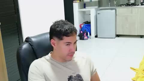 camara110 online show from March 3, 1:57 am