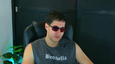 camara110 online show from February 14, 10:48 pm