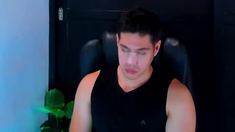 camara110 online show from December 4, 1:47 am