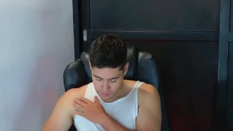 camara110 online show from October 14, 2:18 am