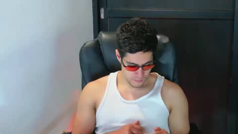 camara110 online show from October 12, 2:16 am