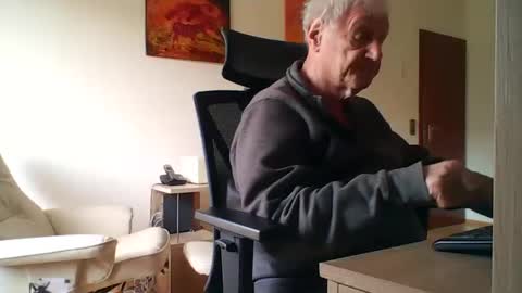 camcologne online show from March 6, 10:34 am