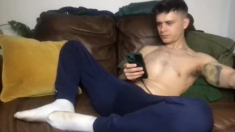 CamDoAttitude online show from March 31, 9:49 pm