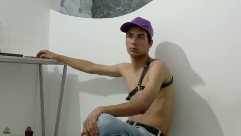 cameronsilverman online show from June 25, 10:35 pm