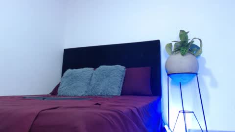 camilo_contre21 online show from February 7, 9:53 pm