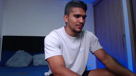 camilo_contre21 online show from February 20, 5:37 pm