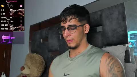 Snapshot of camilo_ospina_ chatting on September 12, 6:02 am   INDEPENDENT MODEL online show from September 12, 6:02 am