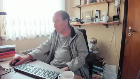 Snapshot of cammee chatting on January 8, 11:32 am Cammee online show from January 8, 11:32 am