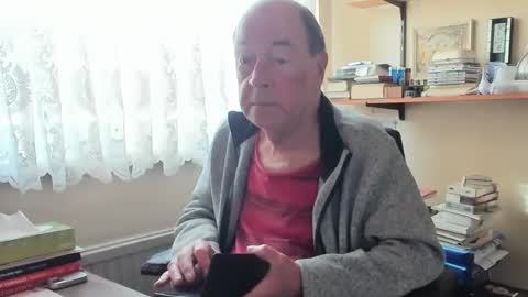 Snapshot of cammee chatting on March 4, 8:24 am Cammee online show from March 4, 8:24 am